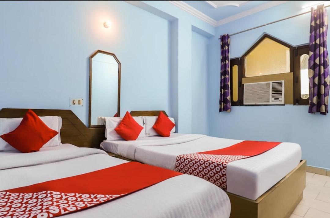 Hotel Raj Hans Dx New Delhi Exterior photo