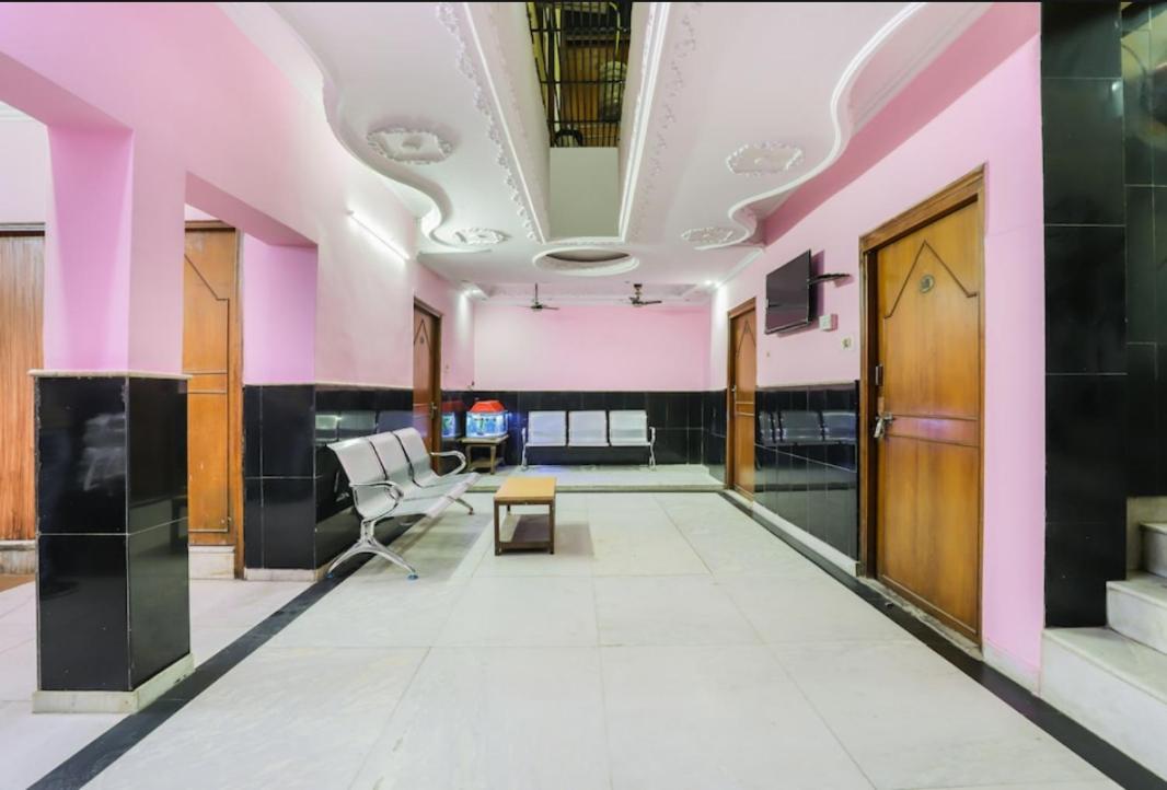 Hotel Raj Hans Dx New Delhi Exterior photo
